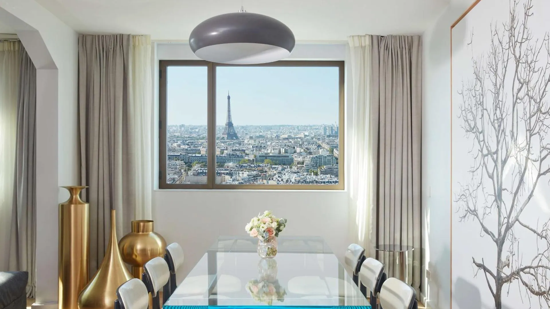 Hyatt Regency Etoile