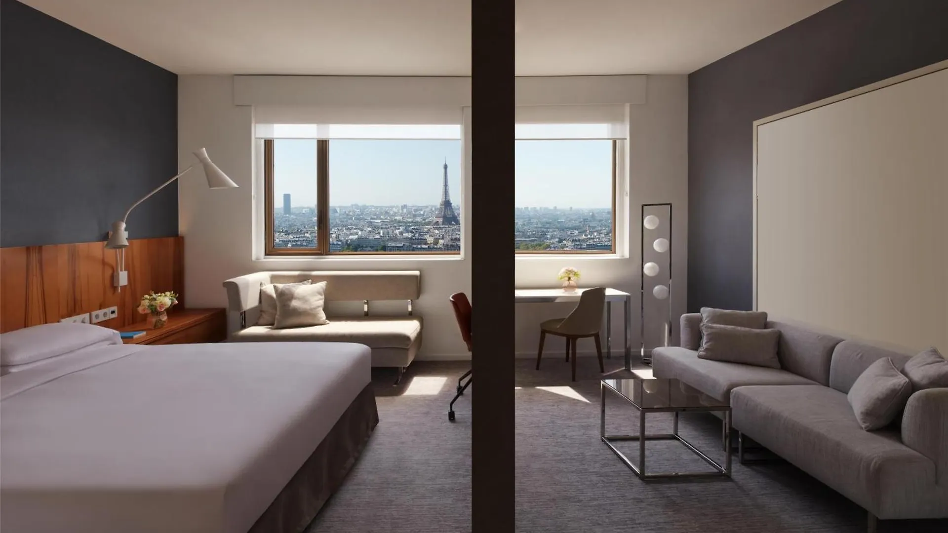 Hotel Hyatt Regency Etoile 4*