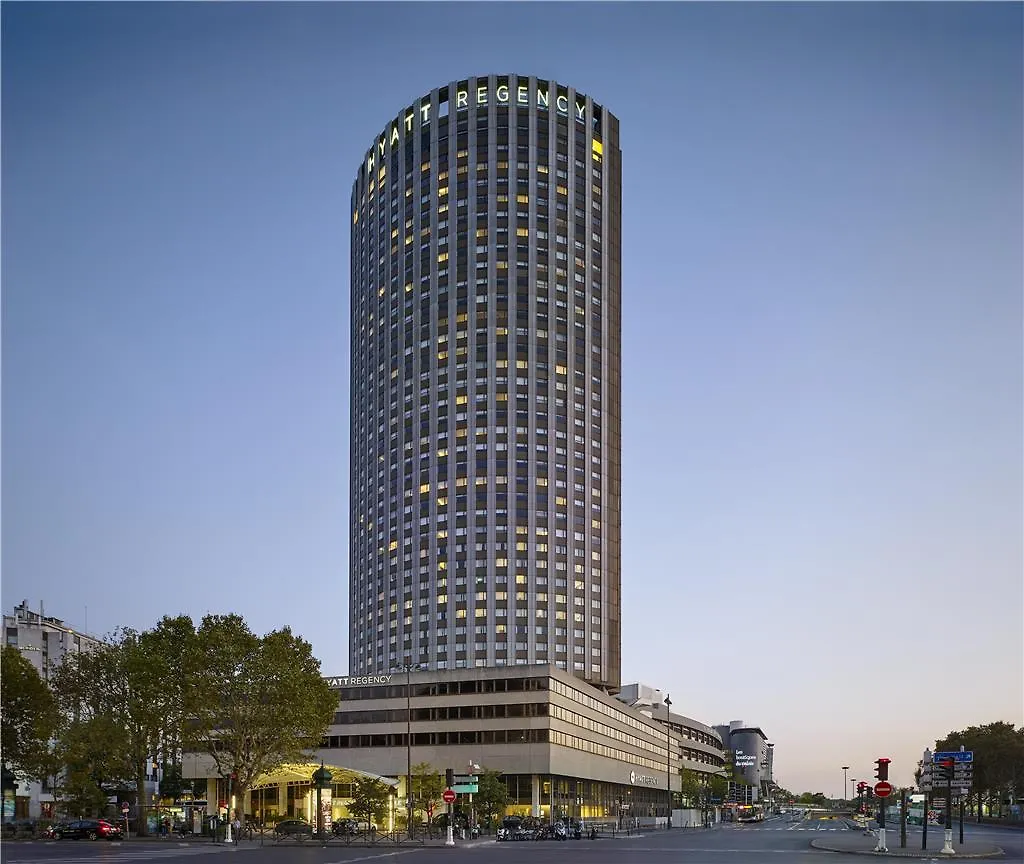 Hyatt Regency Etoile Hotel