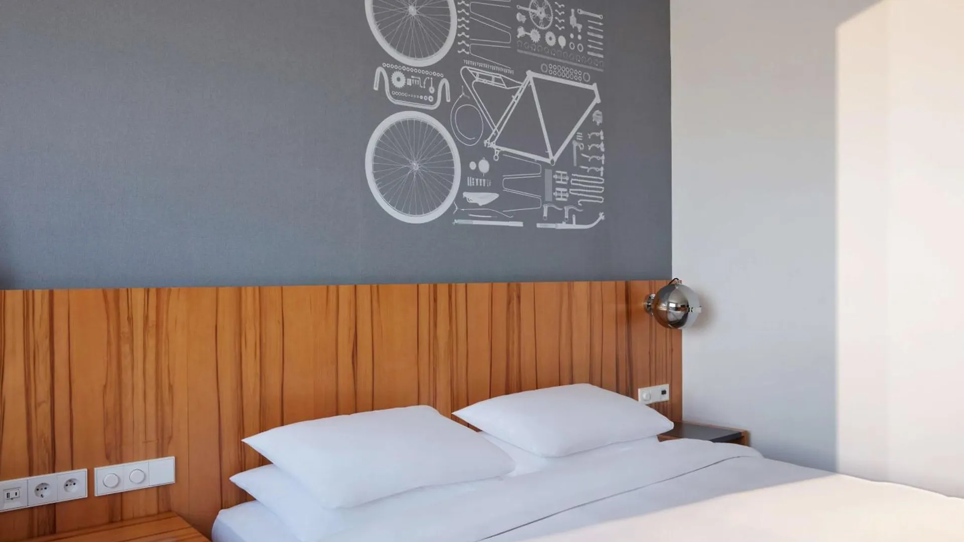 Hotel Hyatt Regency Etoile