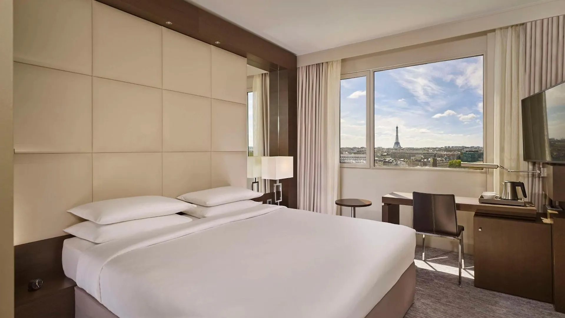 Hotel Hyatt Regency Etoile Paříž